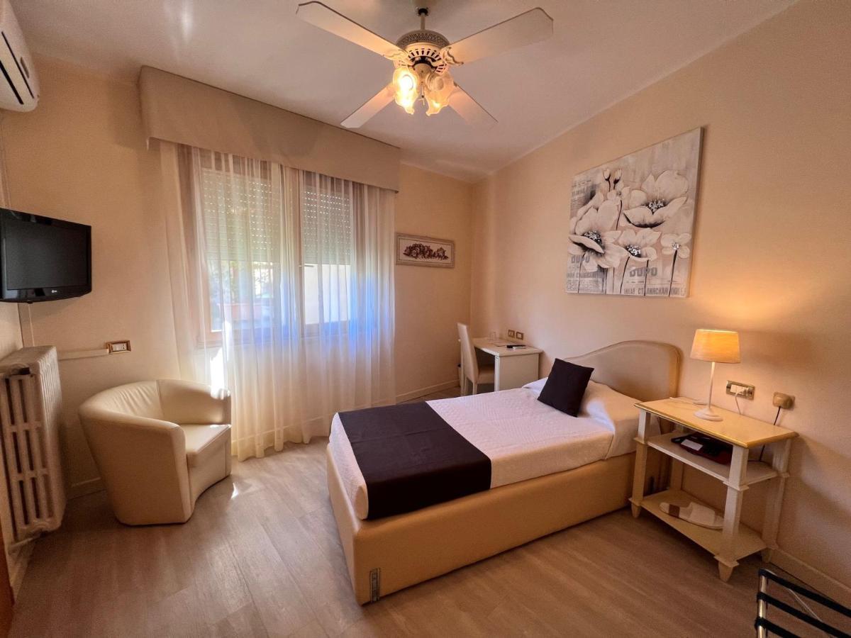 Hotel Conca d'Oro Salò Esterno foto