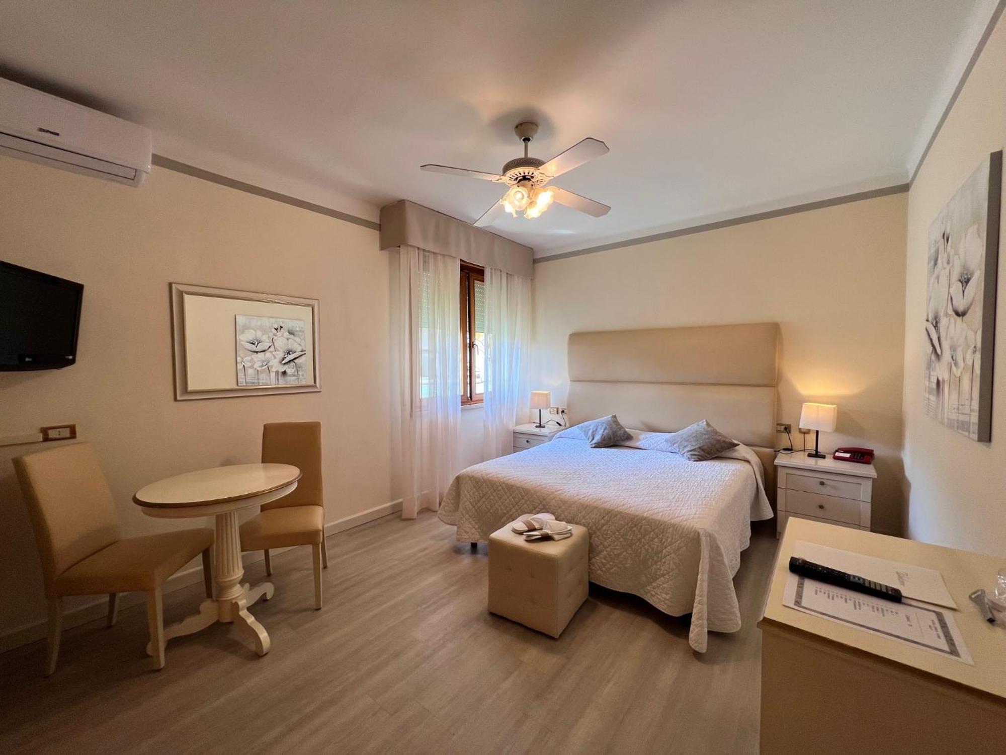 Hotel Conca d'Oro Salò Camera foto